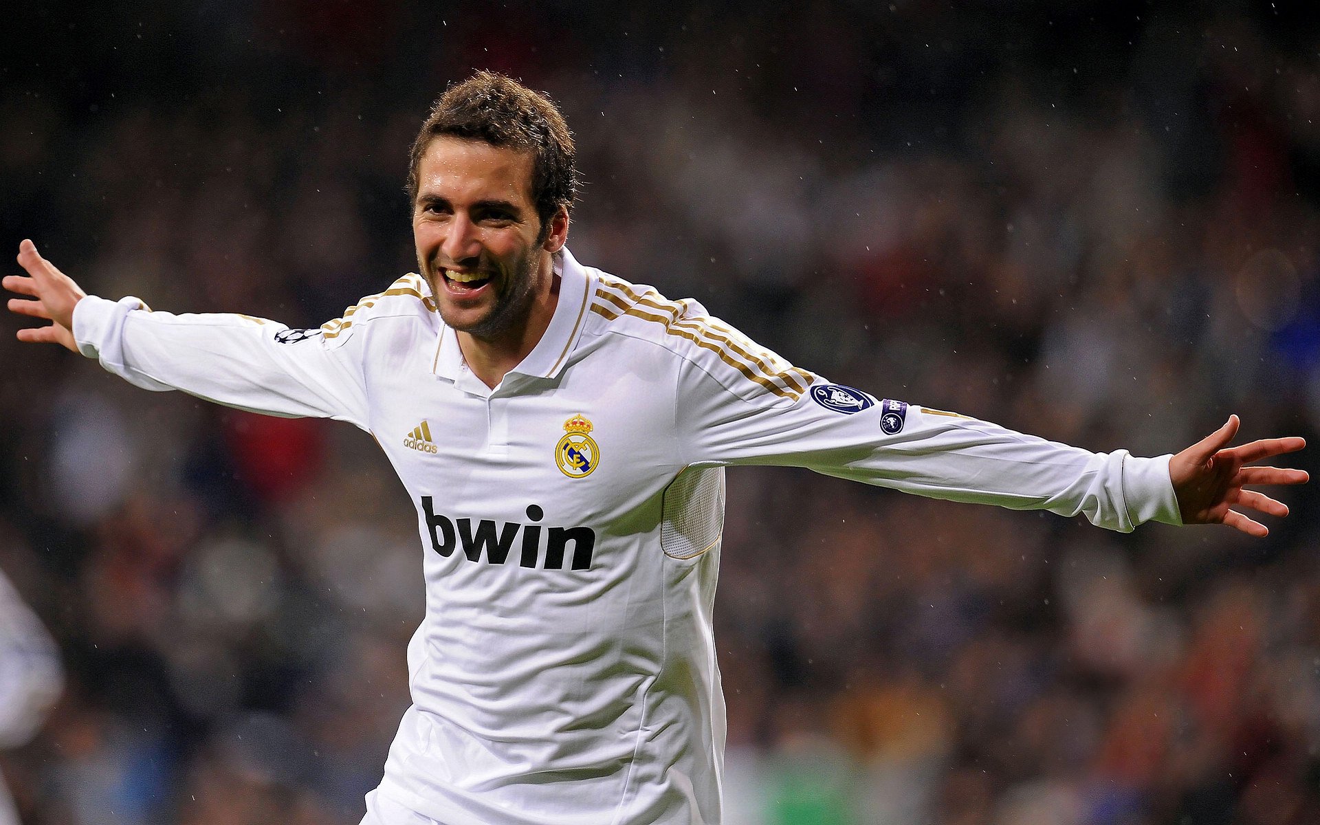 蒂亚戈状态火热导演逆转好戏，美国新星翻盘塞维利亚震撼足坛